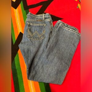 Wrangler Women’s Ultimate Riding Jean Cash Bootcut Jeans